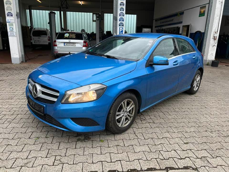 Mercedes-Benz A 180
