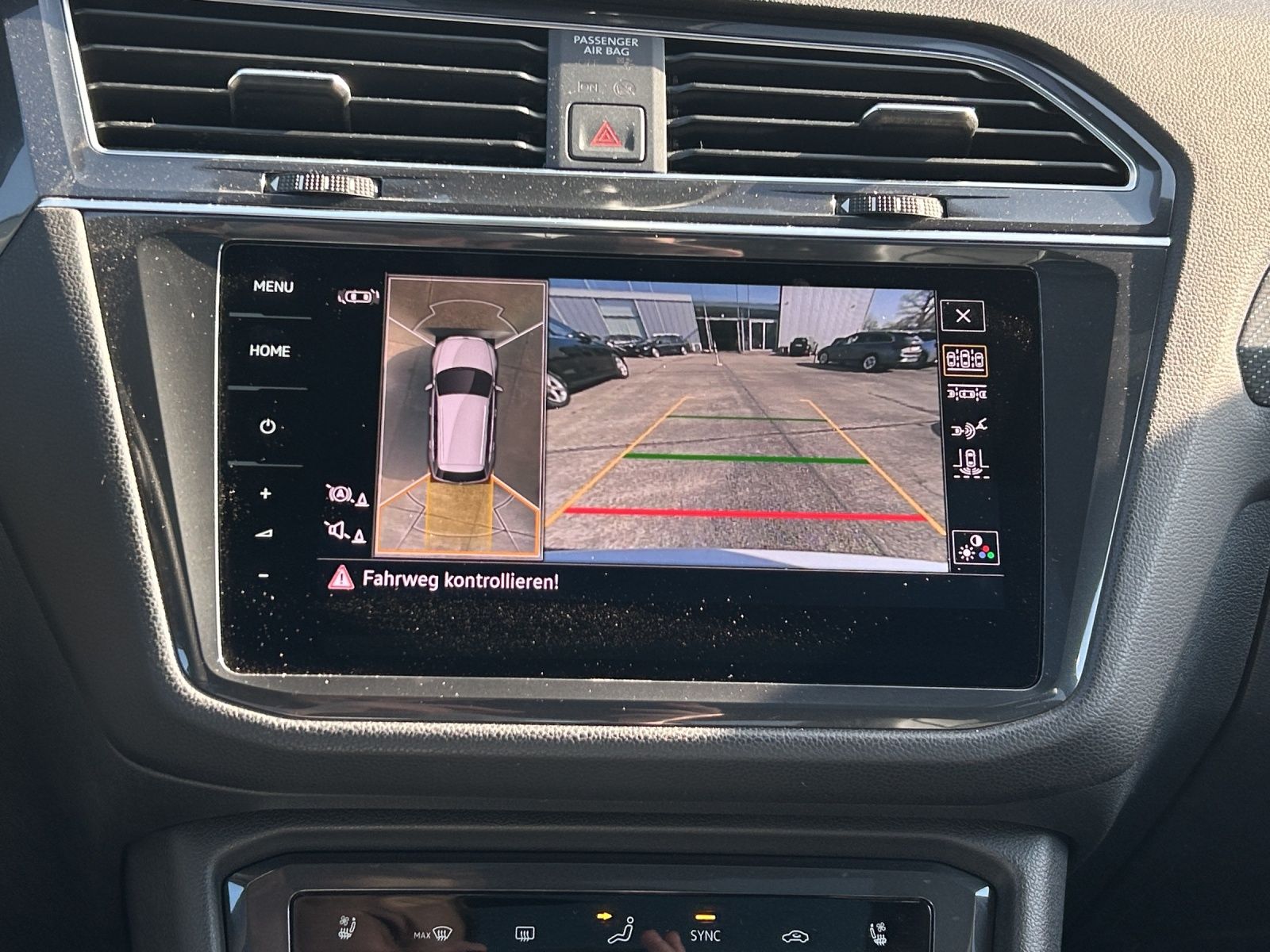 Fahrzeugabbildung Volkswagen Tiguan Allspace R-Line TDI 4M DSG IQ.Light ACC S