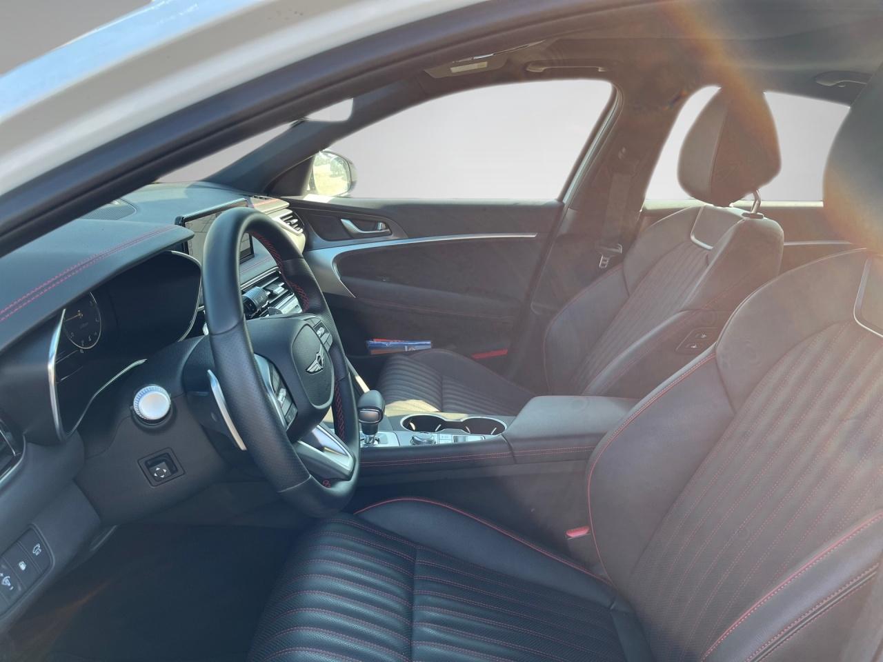Genesis G70 Shooting Brake 2.2 D Sport AWD Sitzklima