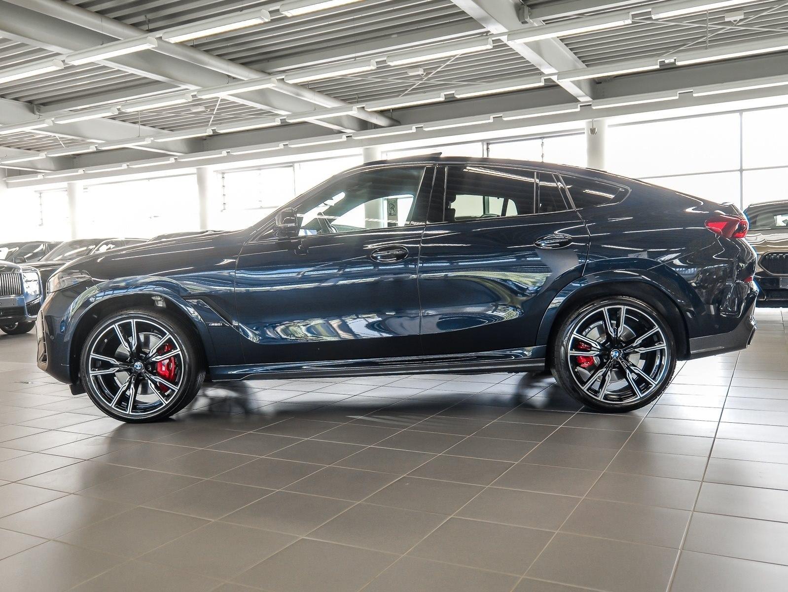 BMW X6 M60i xDrive M Sport PANO ACC AHK RFK NAVI LM