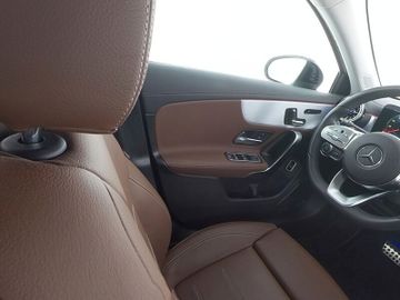 Fahrzeugabbildung Mercedes-Benz A 220 d Lim./AMG/MULTIB/360/KEYLESS/LEDER/NIGHTP