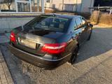 Mercedes-Benz E -Klasse Lim. E 300 CDI/AVANTGA/GSD/TW/SPURHALT - gebrauchte Mercedes-Benz E 300 aus dem Jahr 2010