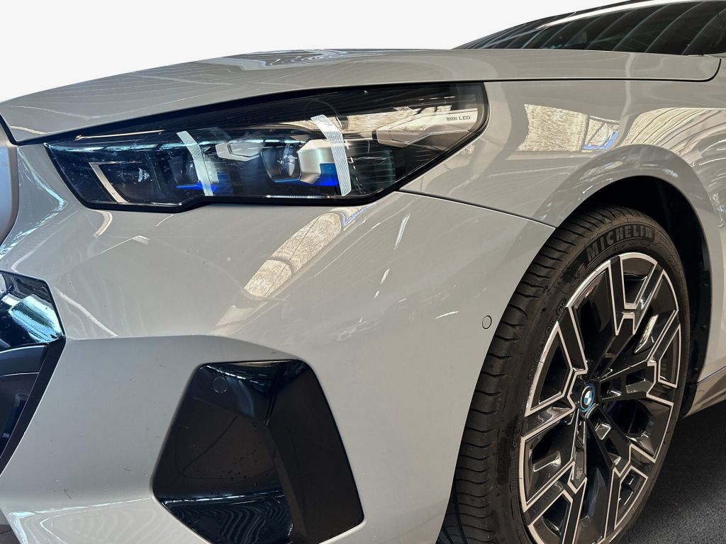BMW i5 eDrive40 foto 5