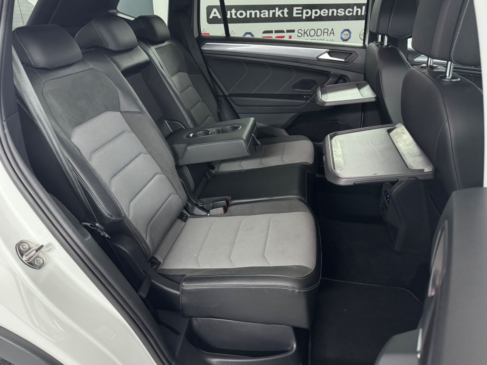Volkswagen Tiguan Allspace R-Line 4Motion 2.0TSI AHK 360 foto 16