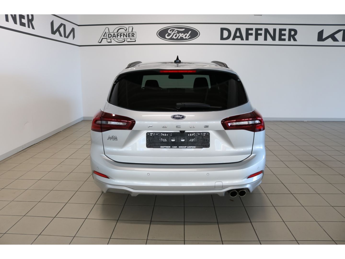 Fahrzeugabbildung Ford Focus Turnier ST-Line X 1.0 LED/Navi/B&O-Sound