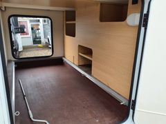 Sunlight T 67 Adventure Edition, Einzelbetten und Hubbett