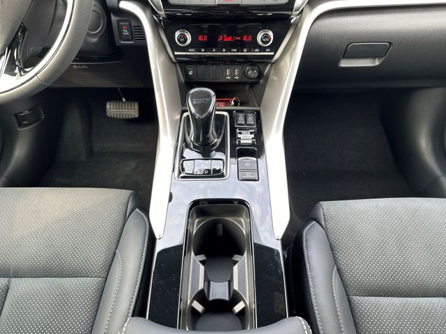 Eclipse Cross / UPE: 50.090,- € / 2.4 PHEV CVT 4