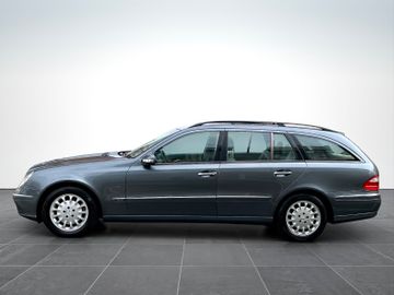 Mercedes E 240 - 6