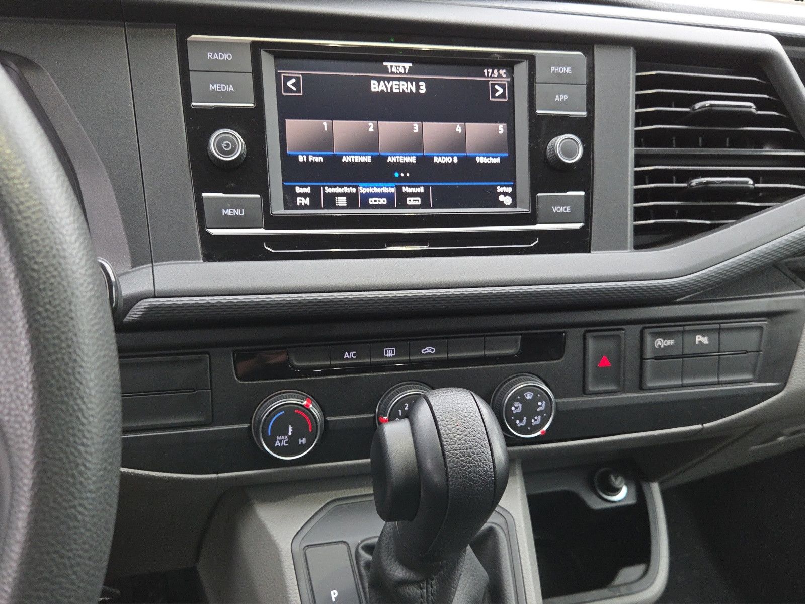 T6.1 Kombi 9-Sitzer 2.0 TDI SCR 7-Gang-DSG