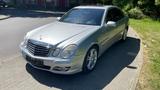 Mercedes-Benz E 320 E -Klasse Lim. E 320 CDI - Mercedes-Benz E 320 mit Diesel-Antrieb: Leder, Navigationssystem, Limousine, Automatik