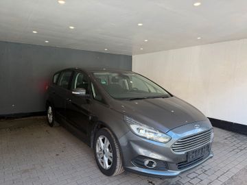 Ford S-Max - 1