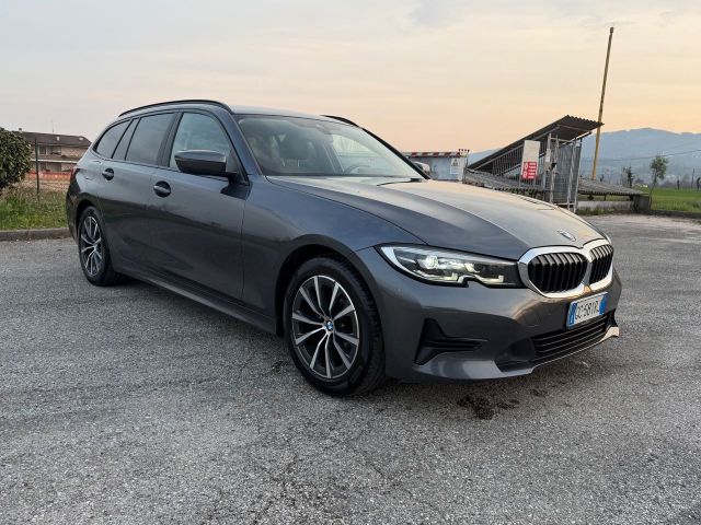 BMW Bmw 318 318d Touring Sport