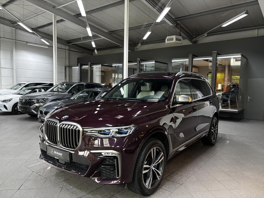 BMW X7 M50