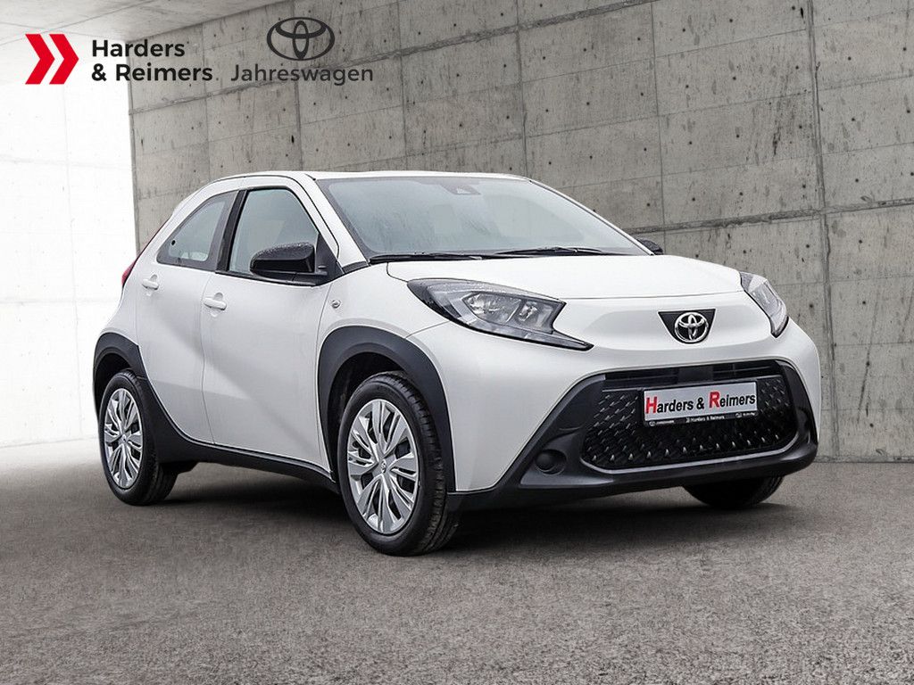 Image of Toyota Aygo (X)
