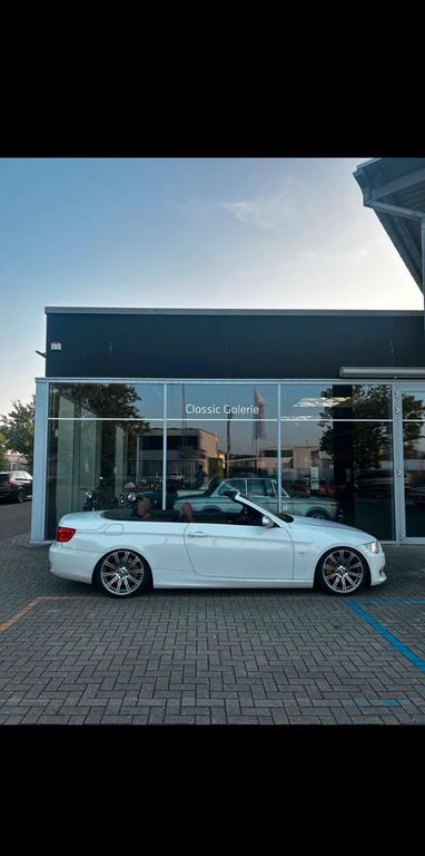 BMW 325