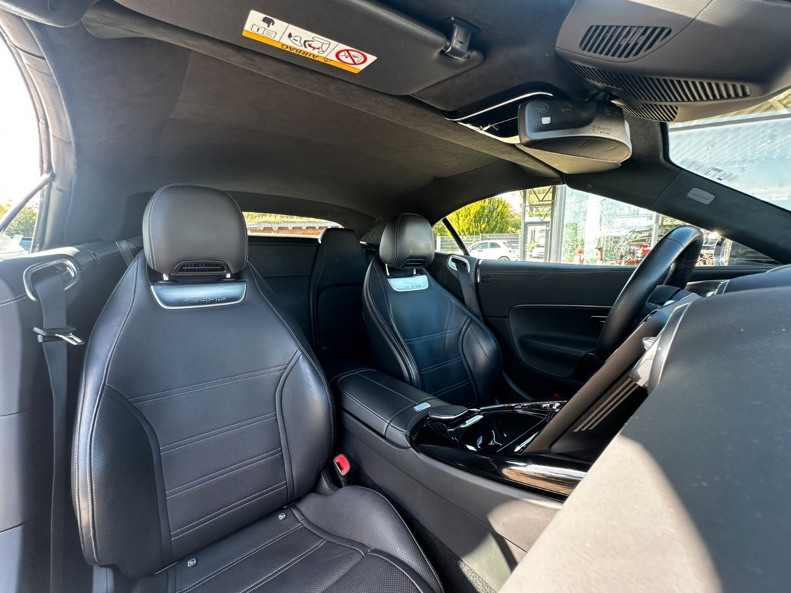 Fahrzeugabbildung Mercedes-Benz SL 43 AMG