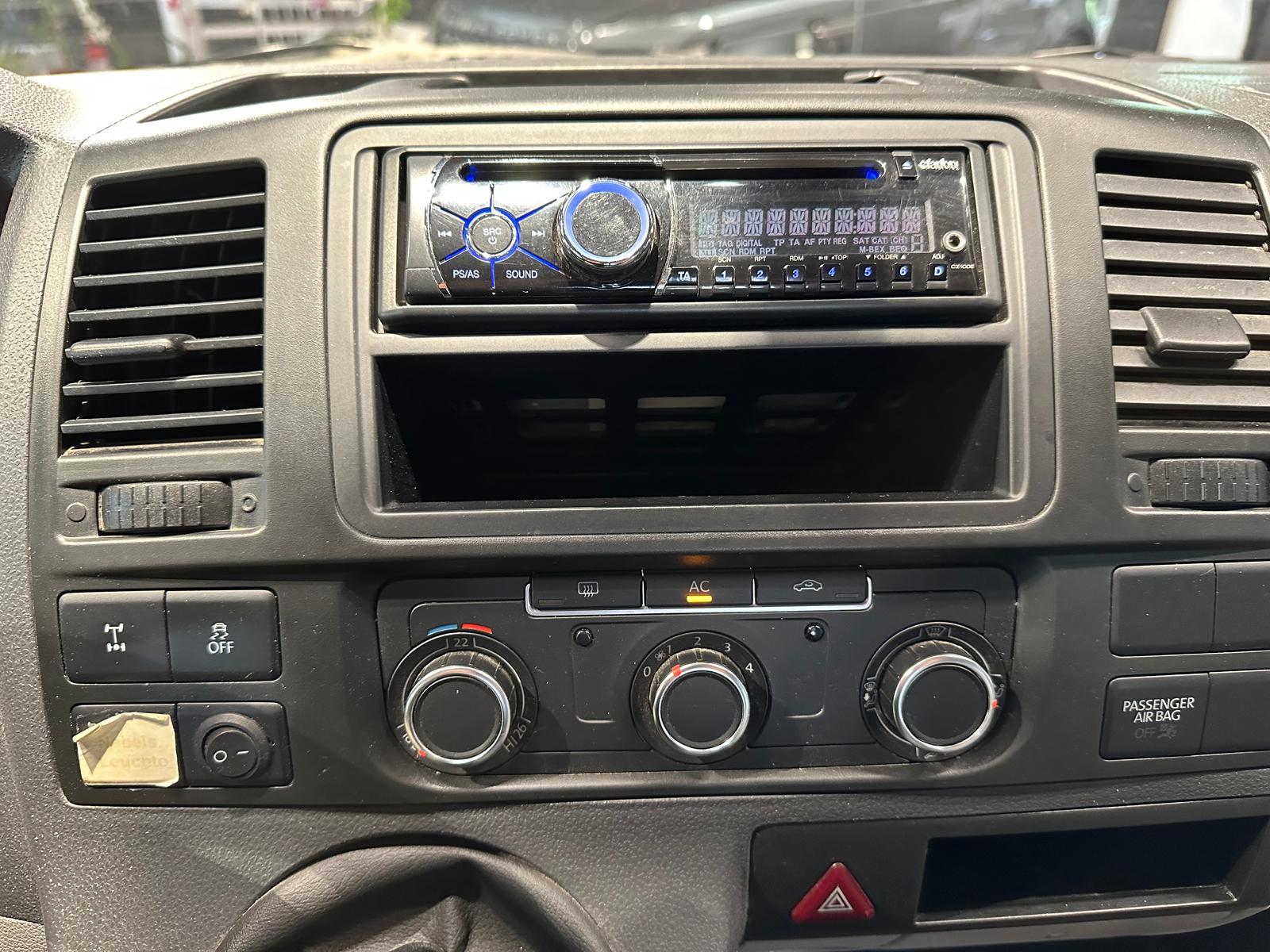 Volkswagen T5 WIDDER 4MOTION ROCKTON SEIKEL BUNDESWEHR OFFR