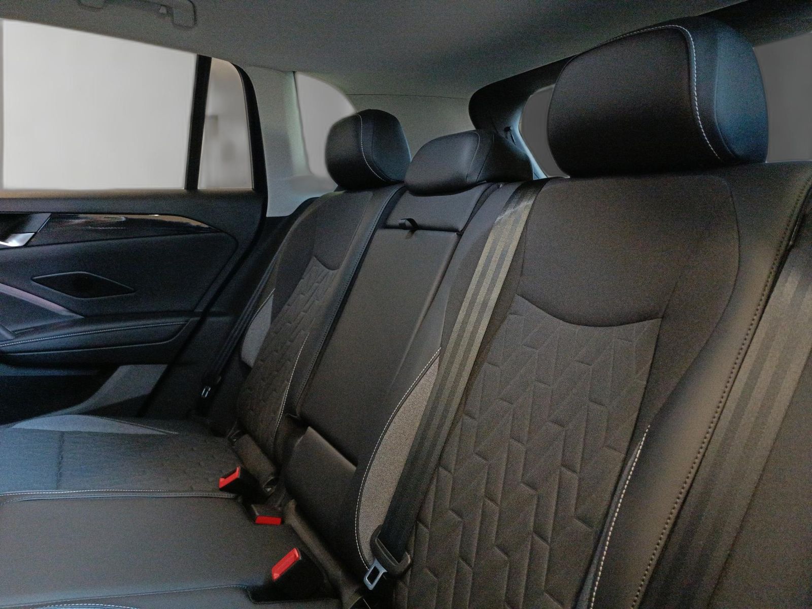 Volkswagen Tiguan - Bild 17