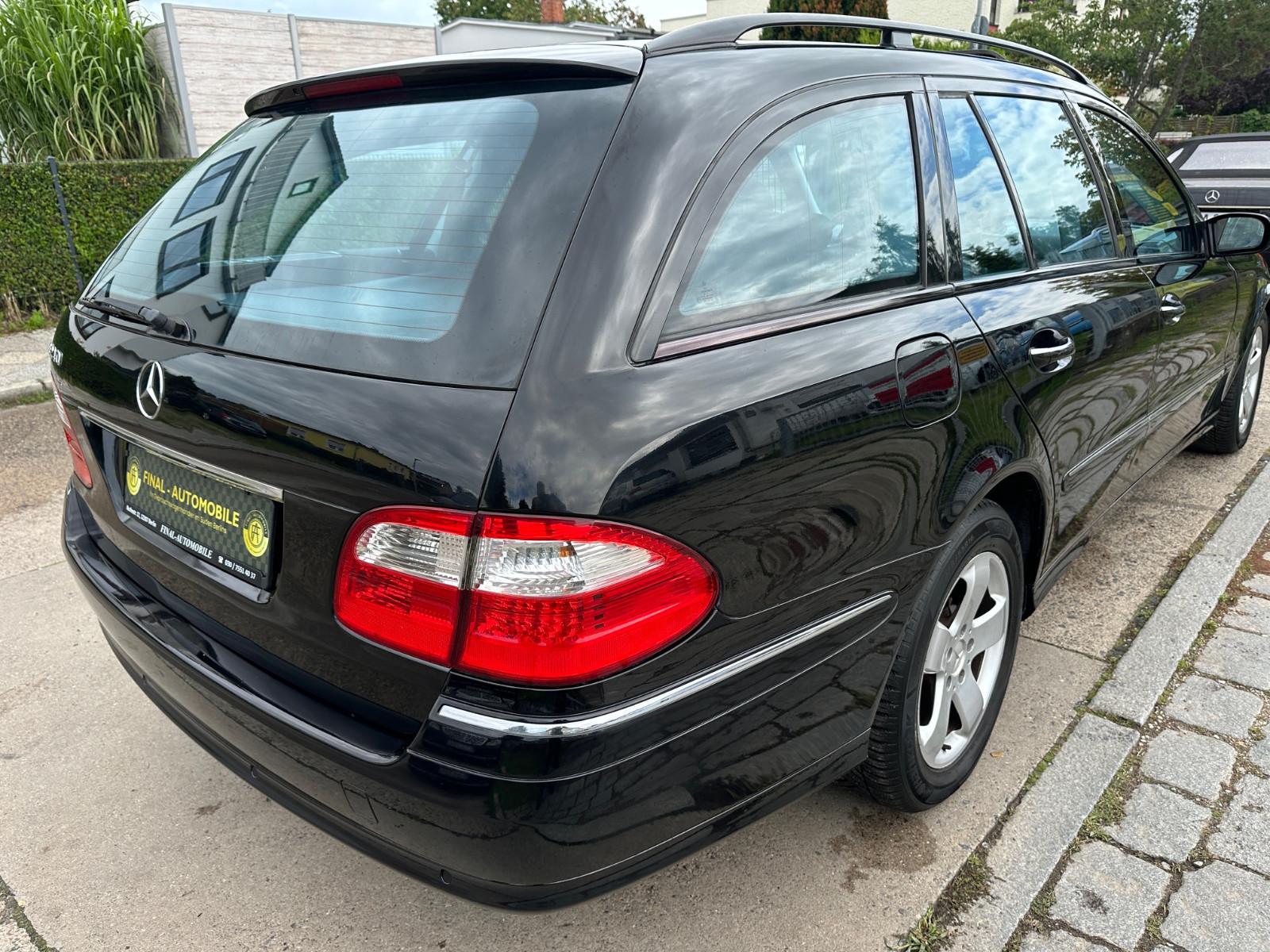 Mercedes-Benz E240 2004 — photo 16
