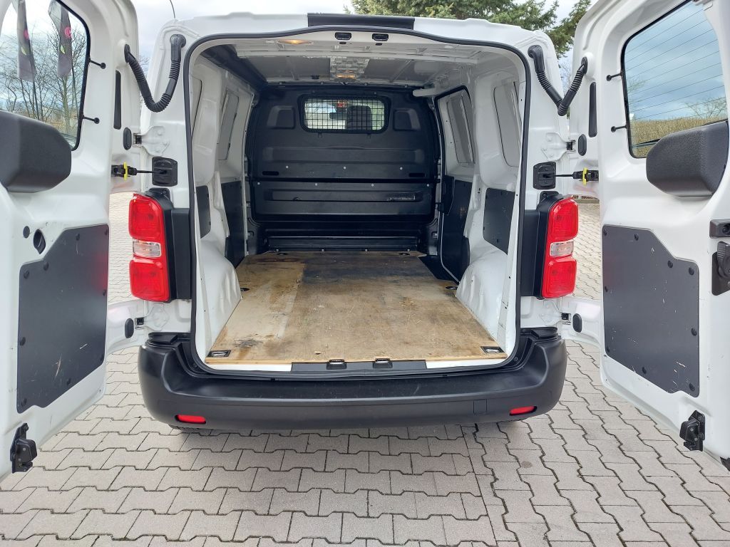 Opel Vivaro 2.0 D Cargo M Edition Klima – Bild 6