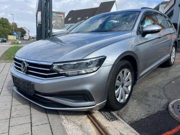 Volkswagen Passat Variant - 1