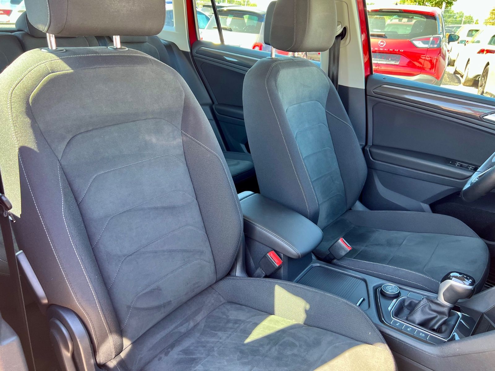 VW Tiguan 2.0 TDI Elegance 4Motion NAVI CAM SHZ