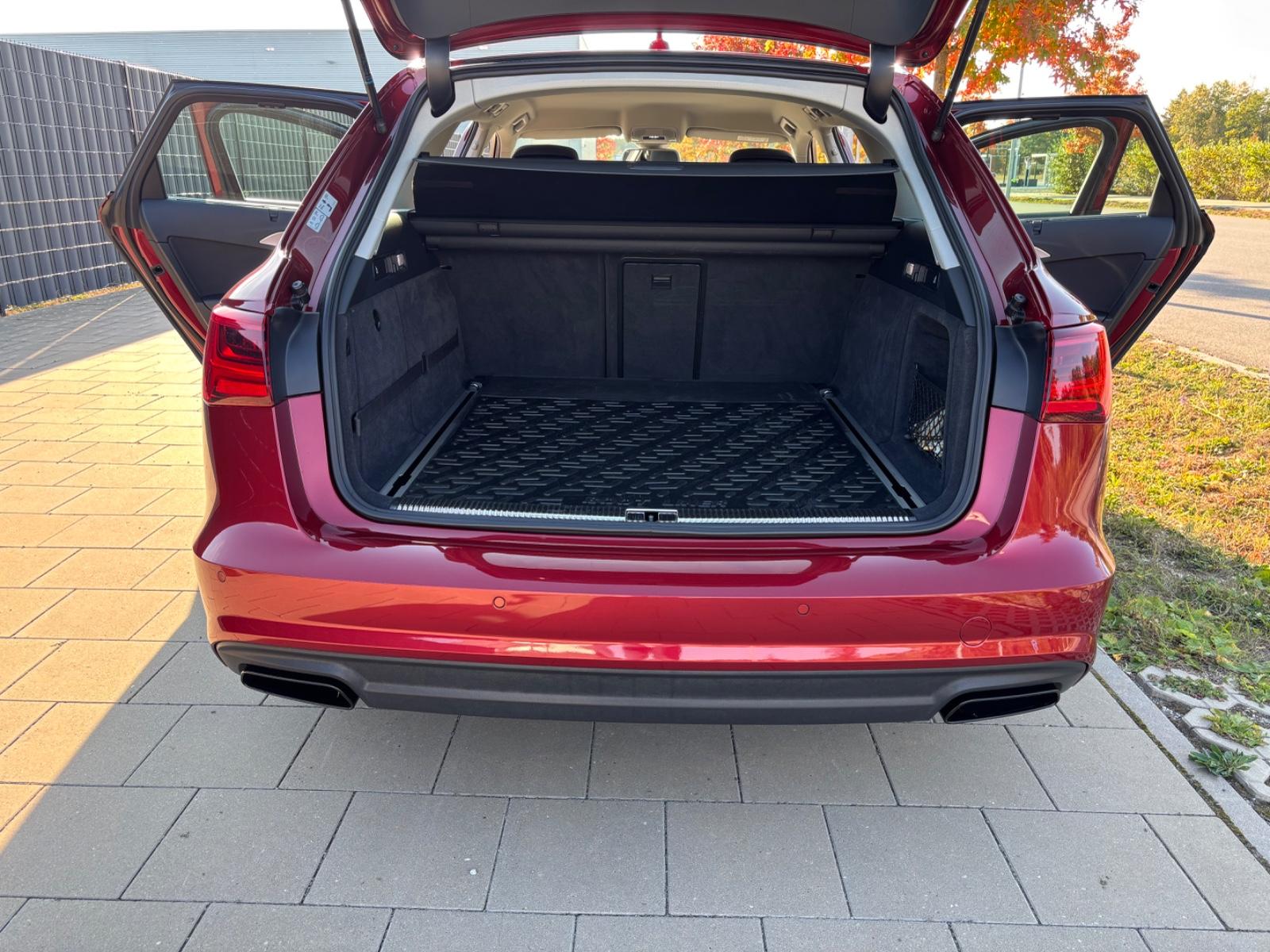 Audi A6 3.0 TDI quattro StHz, AHK, LED 