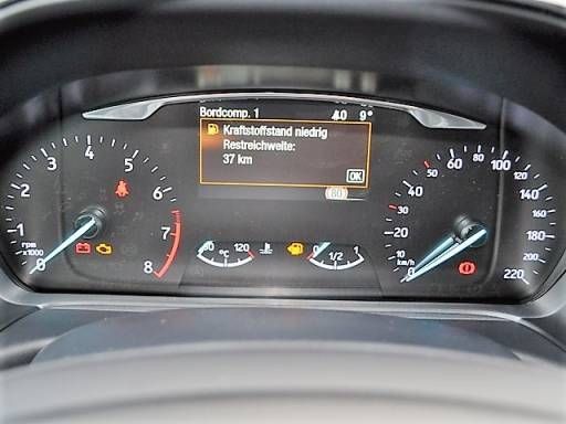 Fahrzeugabbildung Ford Puma  1,0 EcoBoost Hybrid Titanium