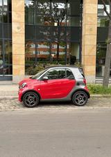 Smart ForTwo 0.9 66kW prime twinamic prime - Smart ForTwo mit Benzin-Antrieb: Rot, Leder