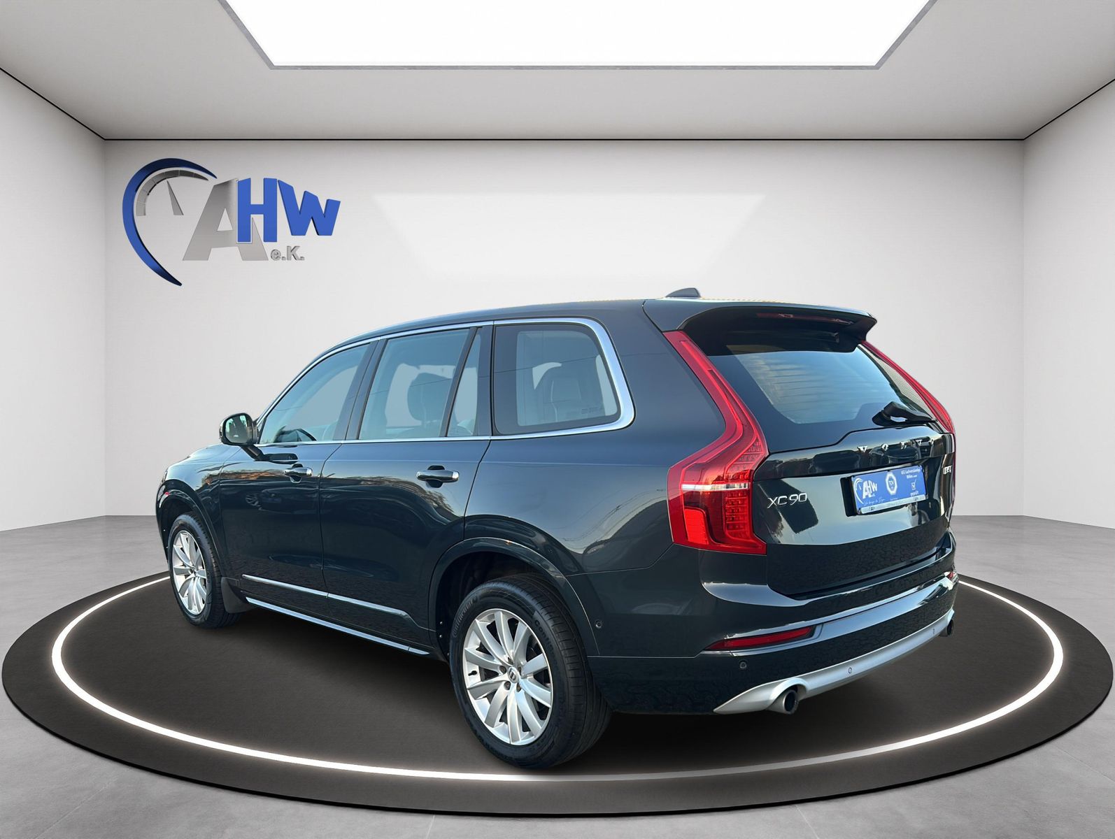 Fahrzeugabbildung Volvo XC90 Momentum AWD