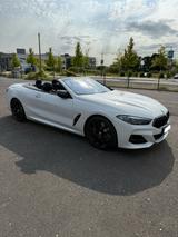 BMW M850i xDrive Cabrio Pr. Selection Garantie 08/26 - BMW M850 von privat