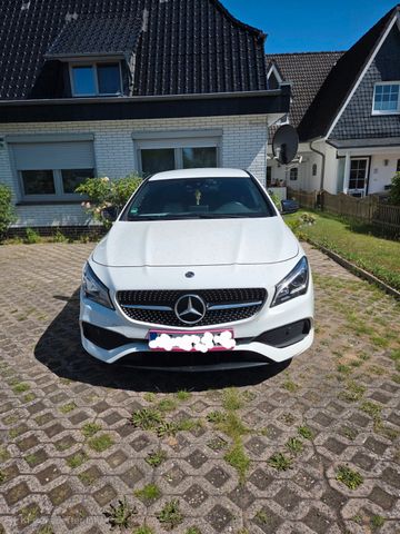 MERCEDES-BENZ CLA 200 Shooting Brake