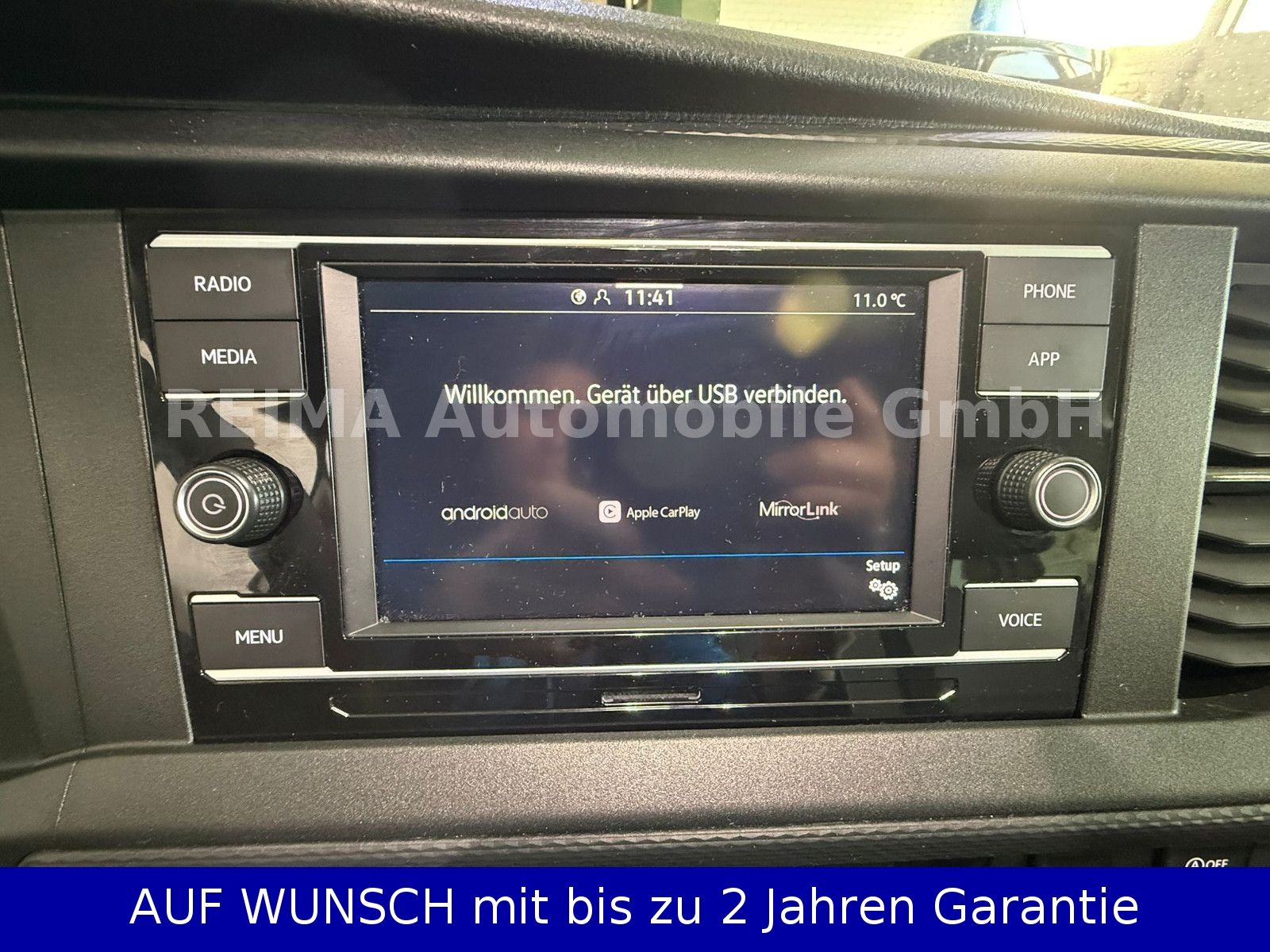 Fahrzeugabbildung Volkswagen T6.1 Bus 2,0 Diesel L 2, 9 Sitzer, Automatik