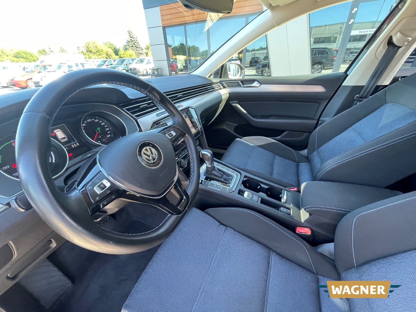 Fahrzeugabbildung Volkswagen Passat Variant GTE LED SHZ Kamera Navi