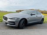 Jaguar XE P300 S AWD S - Jaguar: X300