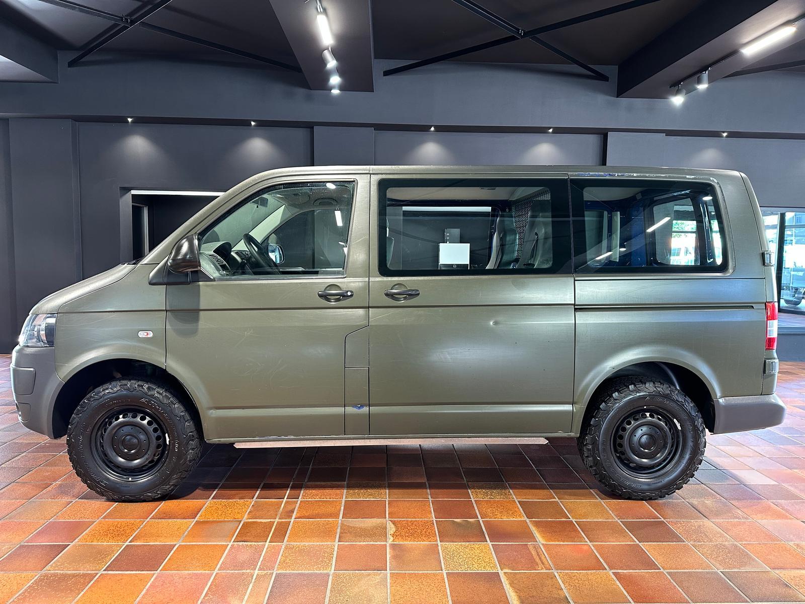 Volkswagen T5 WIDDER 4MOTION ROCKTON SEIKEL BUNDESWEHR OFFR