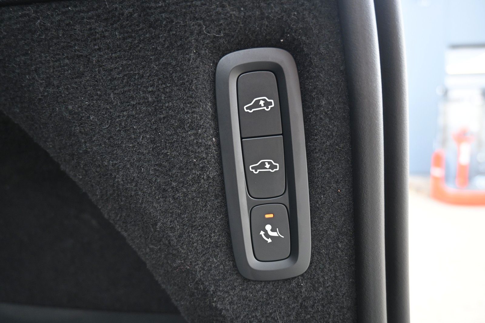 Fahrzeugabbildung Volvo XC90 B5 Ultimate Bright AWD MASS*LUFT*BW*HUD*AHK