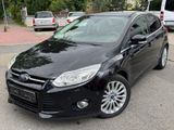 Ford Focus 1.6 Titanium + Xenon + 2 HD + - Ford Focus aus 2011: Titanium