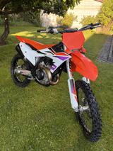 KTM 450 SX-F Modell 2024 - KTM RALLYE 450