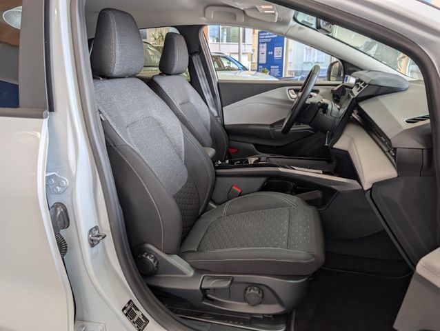 Ford Puma Gen-E 124 kW FWD
