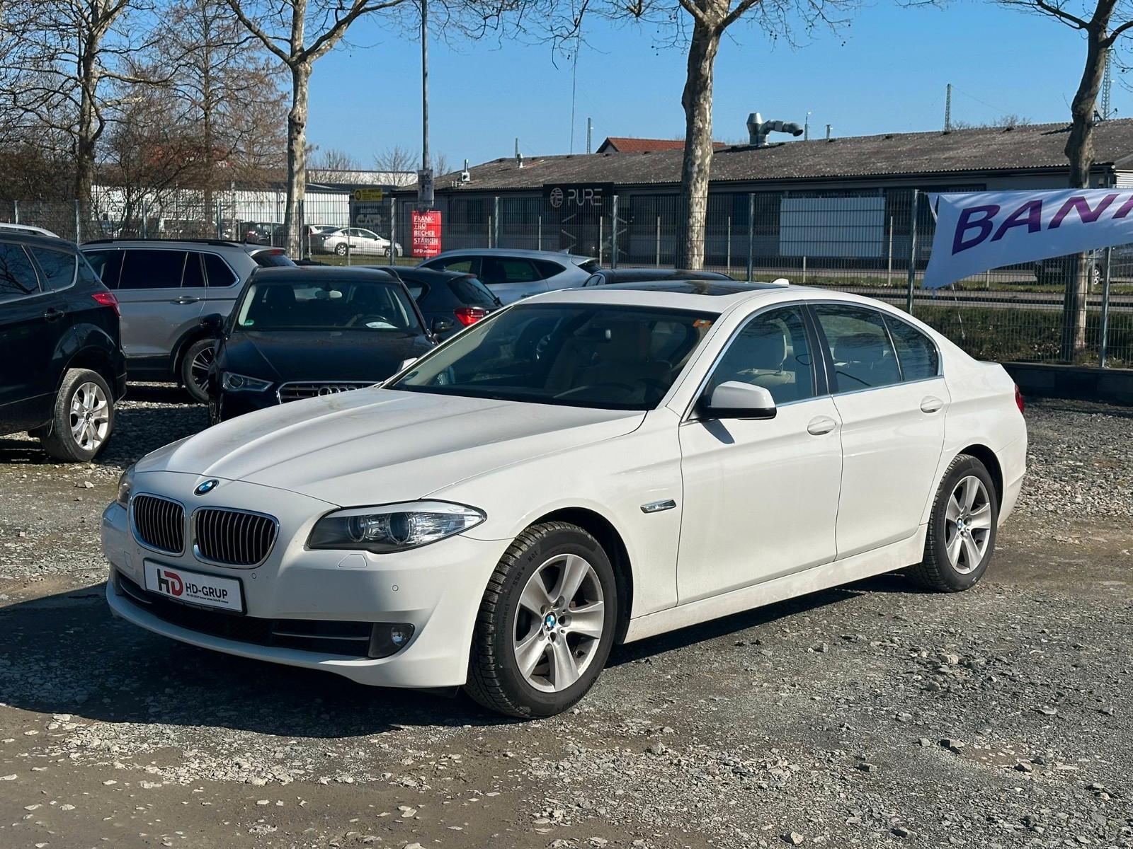 BMW 520 5 Limousine 520D*LEDER*SCHIEBEDACH*NAVI*