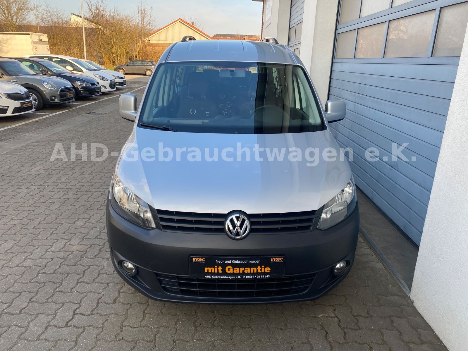 Fahrzeugabbildung Volkswagen Caddy Maxi 2.0 Roncalli 7-Sitzer