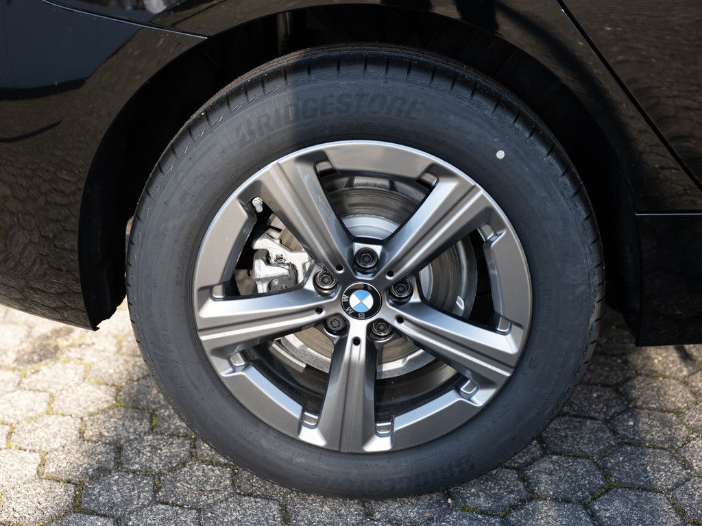 BMW 218 Active Tourer - Bild 9