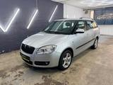 Skoda Fabia Combi Ambiente 2.Hand Klima Tüv*Neu* - Skoda Fabia aus 2009: Combi