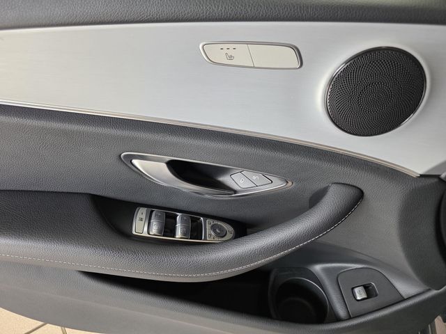 MERCEDES-BENZ E 200 — Foto 13