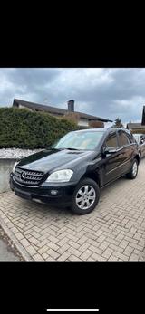 Mercedes-Benz ML 350 4MATIC - - Mercedes-Benz ML-Class in Frankfurt (Main)