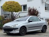 Peugeot 206 Cabriolet CC Platinum - gebrauchte Peugeot 206 aus dem Jahr 2001