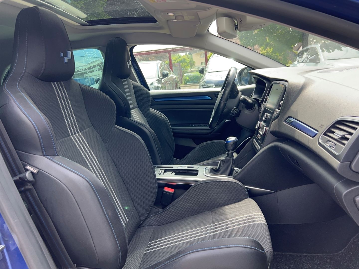 Fahrzeugabbildung Renault Megane IV GT-Line Navi Digitales Cockpit LED ACC