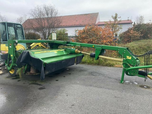 John Deere 1365