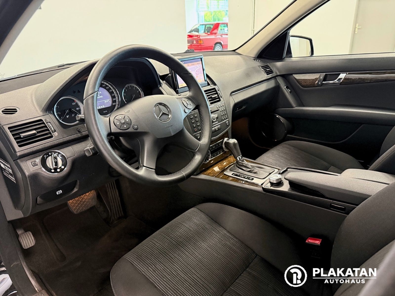 Fahrzeugabbildung Mercedes-Benz C 200 Kompressor Navi, Parksensoren, Service Neu